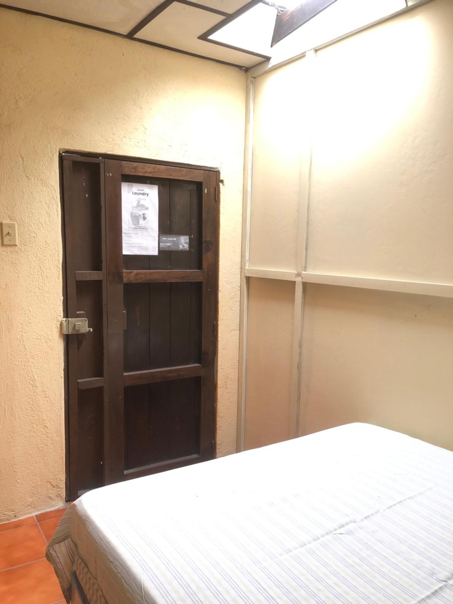 Hospedaje Basico El Jaguar Hotel Antigua Eksteriør billede