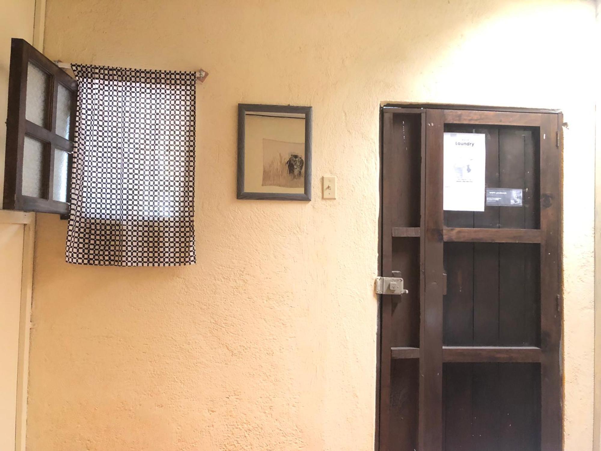 Hospedaje Basico El Jaguar Hotel Antigua Eksteriør billede